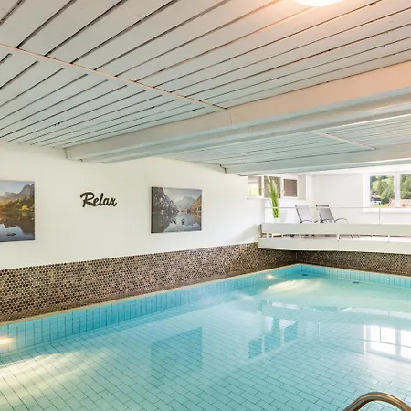 Otel Bergzeit - &