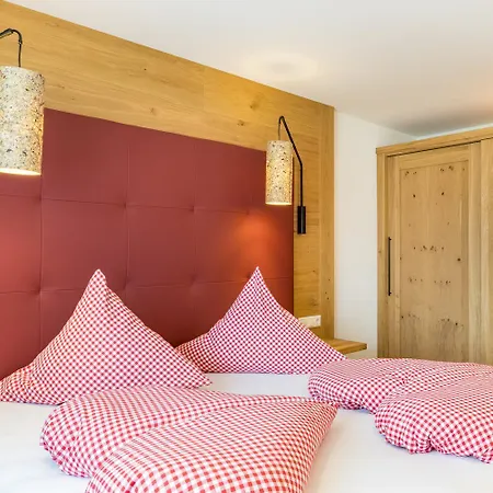 Bergzeit - & Otel *